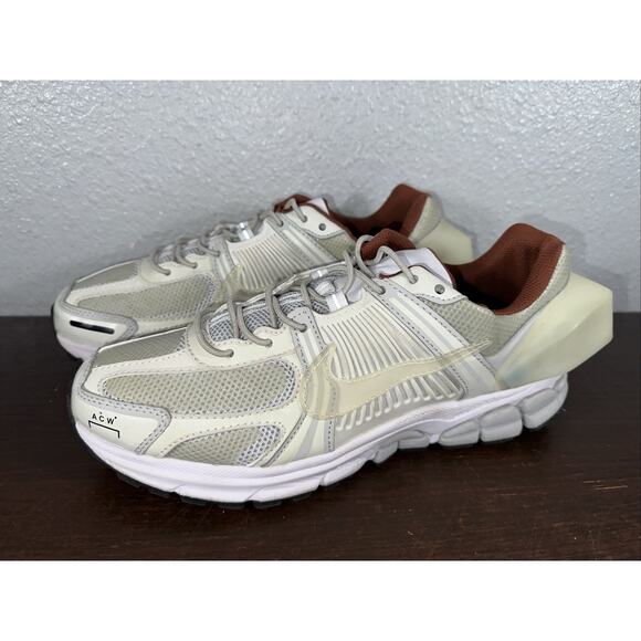 Size 10 - Nike A-Cold-Wall* x Air Zoom Vomero 5 Sail White Suede (AT3152-100) - Picture 1 of 11